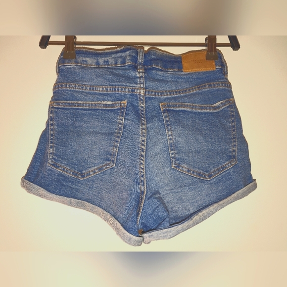 Zara - High waist blue shorts - Picture 2 of 2